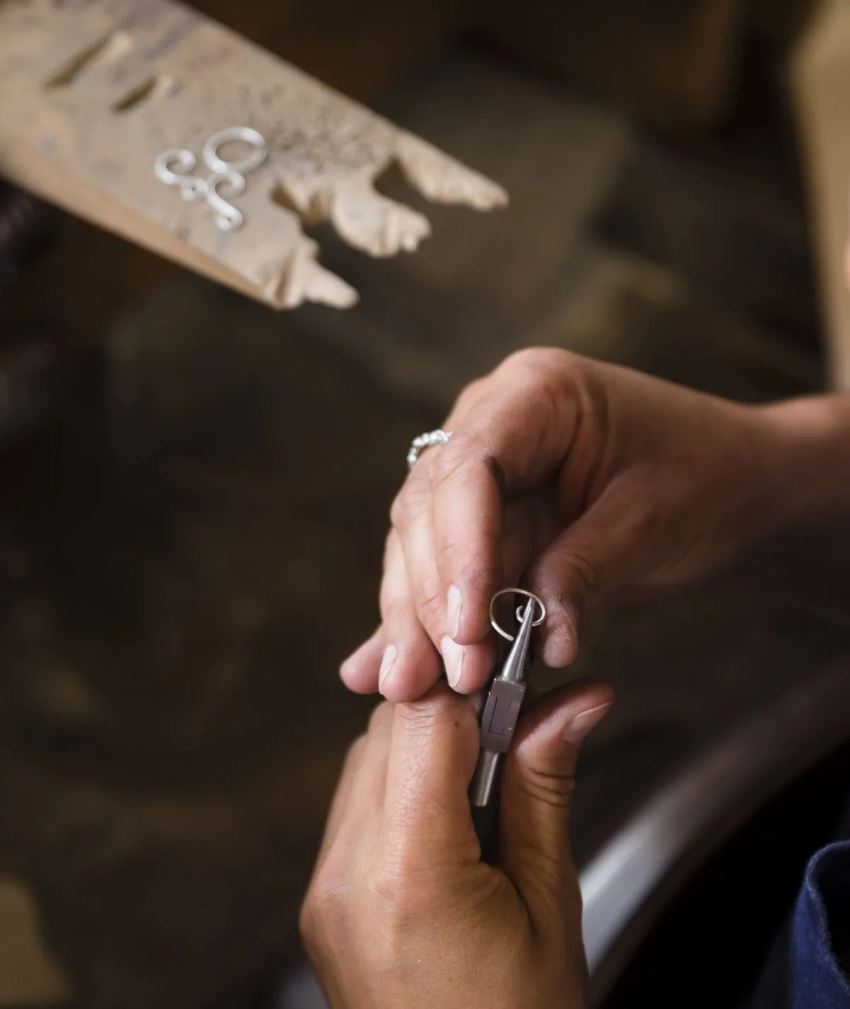Taller privado de joyería en plata para hermanas