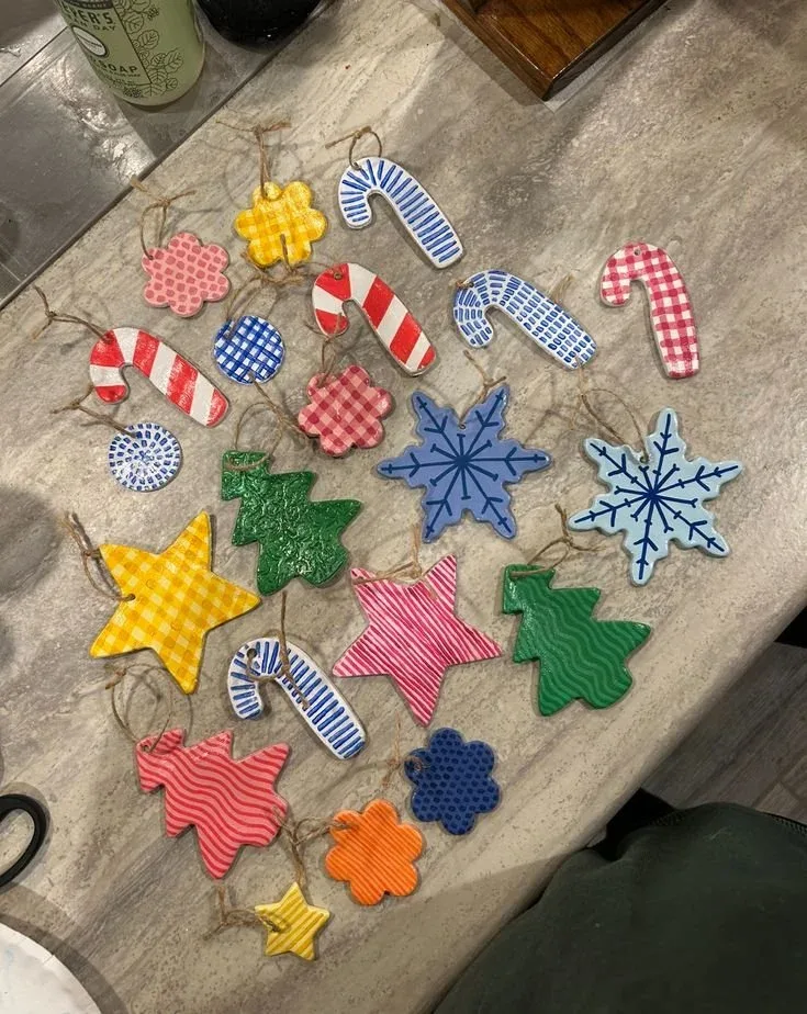 Adornos navideños de cerámica