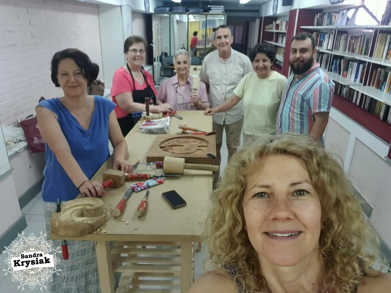Clases regulares de talla en madera en Madrid capital