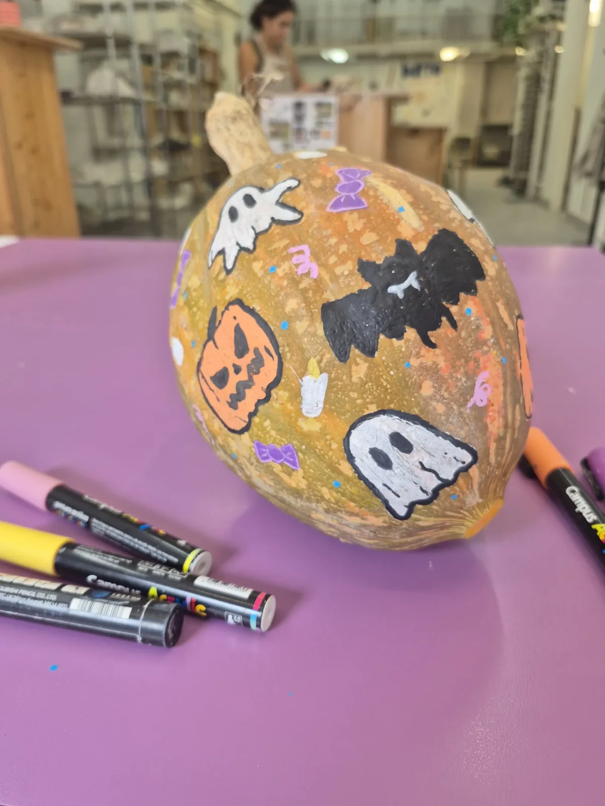Taller de pintura de calabazas de Halloween