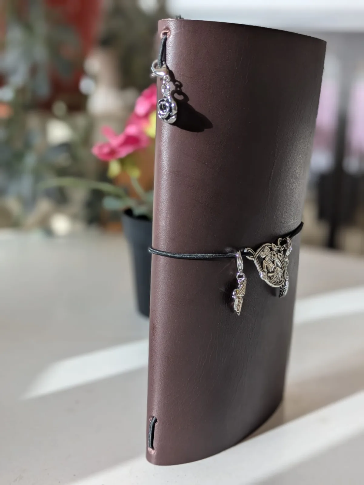 Cuaderno Midori en piel en Creativa Barcelona