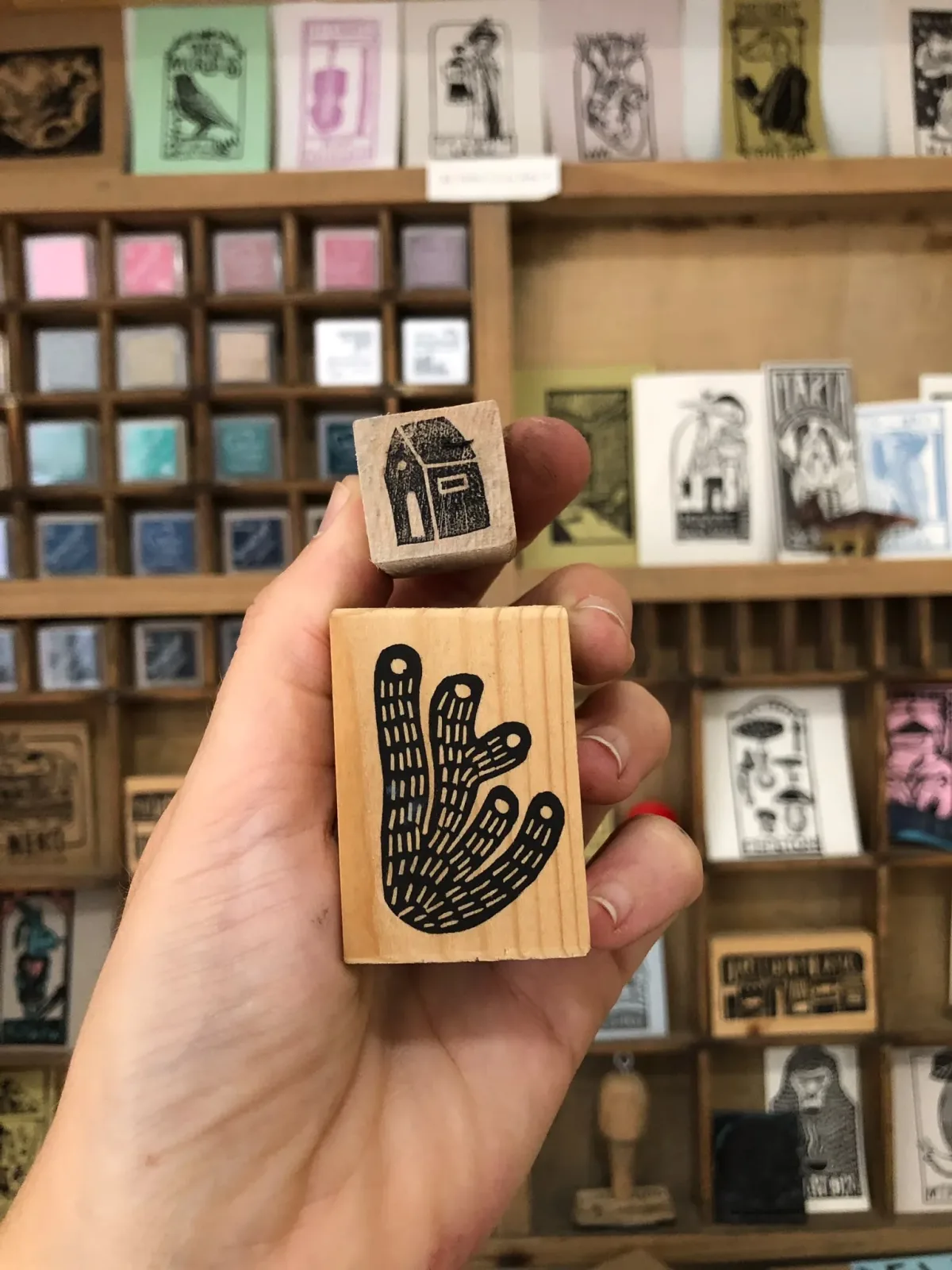 Mini sellos en linograbado