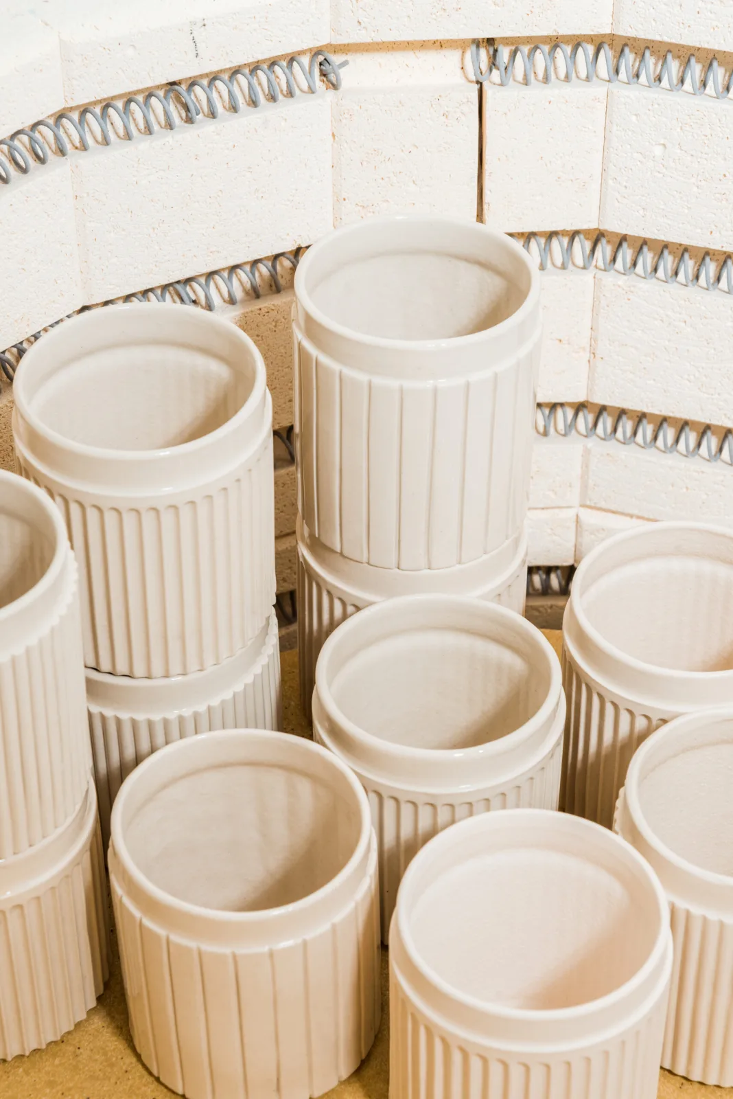 Tazas de café en cerámica con La Cueva Studio
