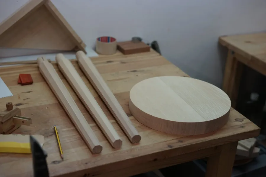 Fabrica un taburete de manera profesional